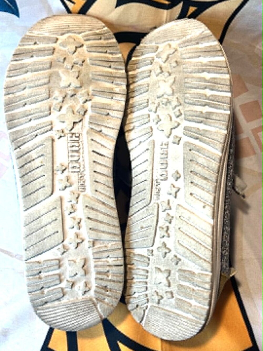Hey Dude Wendy Women’s Size 9 • Light Gray Slip‑On Comfort Shoes - Picture 7 of 7
